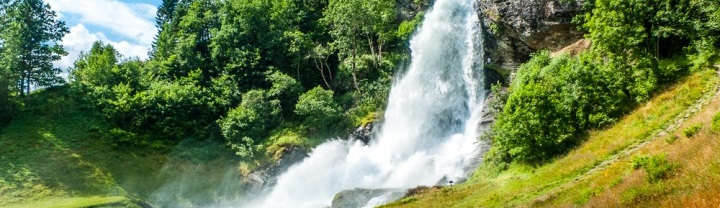 Водопад Стейндальсфоссен